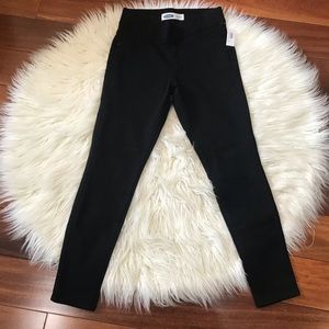 Old Navy Black Super Skinny Size 2 Petite